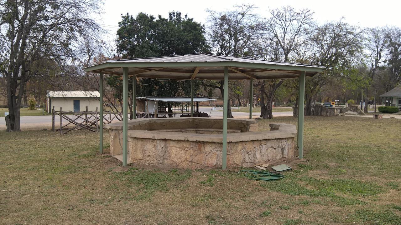 River Front Motel Bandera Exterior foto